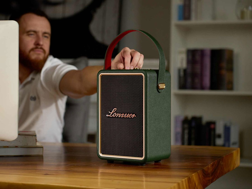 Портативная колонка с двумя микрофонами Lonzuer Running зеленый фото 8