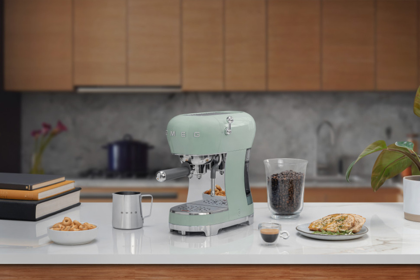 Ручная кофемашина SMEG ECF02PGEU фото 8