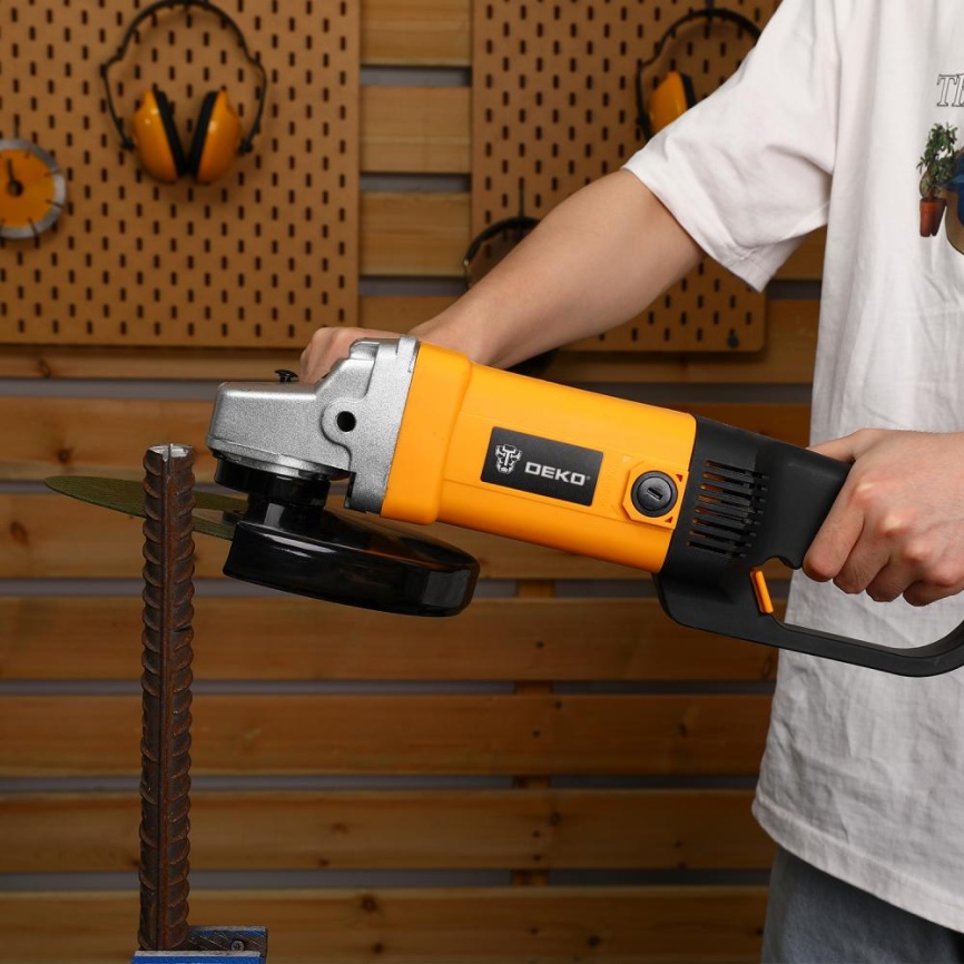 Угловая шлифовальная машина (болгарка) Deko AG2400DK, 230 мм, 2400 Вт (083-1030) фото 6