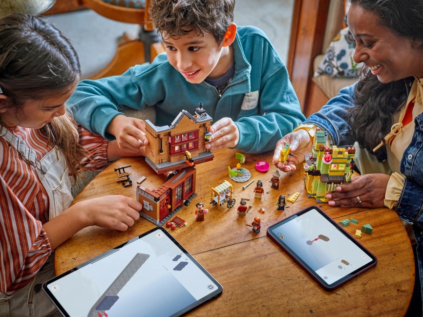 Конструктор Lego Harry Potter Магазин «Все для квиддича» и Кафе-мороженое 76452 фото 7