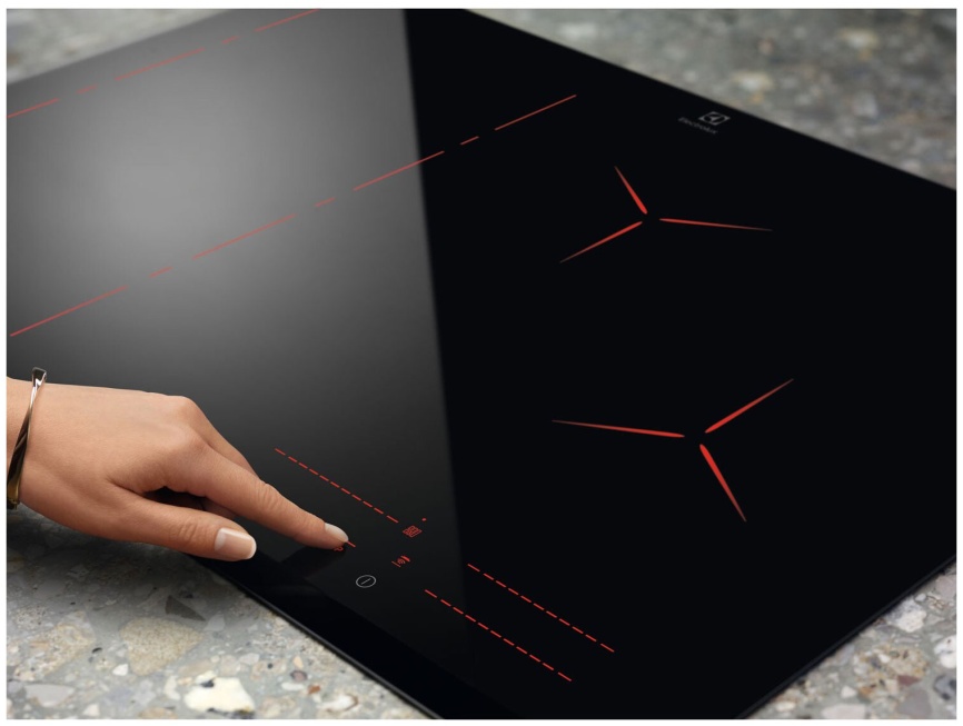 Электрическая варочная панель Electrolux EIP8146 78 см, 4 конфорки стеклокерамика, черный фото 6