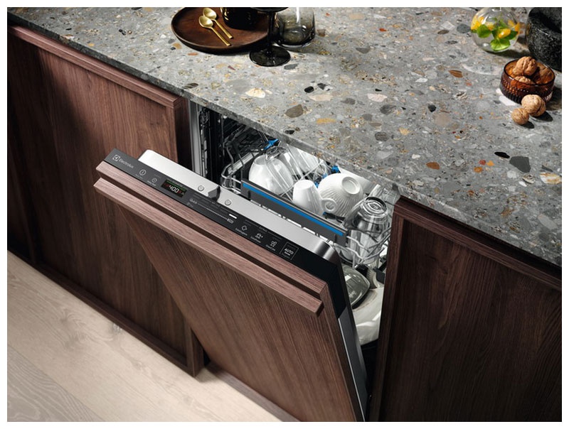 Встраиваемая посудомоечная машина Electrolux EEG62300L фото 12