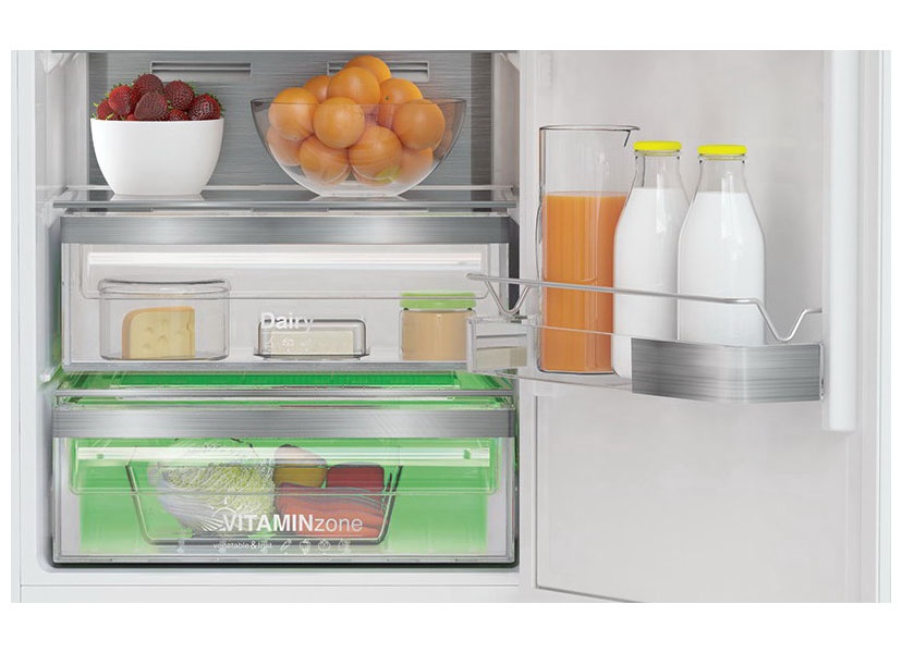 Встраиваемый двухкамерный холодильник Grundig GKIN25720 No frost, белый фото 5