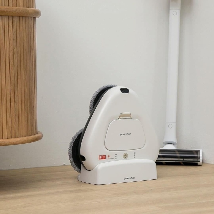 Робот-пылесос Everybot Three Spin фото 16