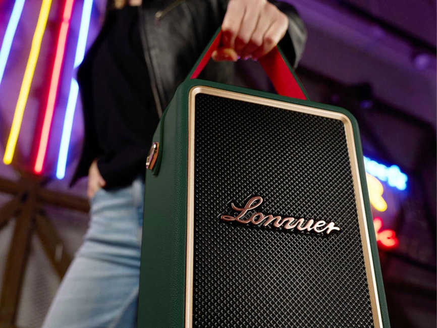 Портативная колонка с двумя микрофонами Lonzuer Running зеленый фото 9