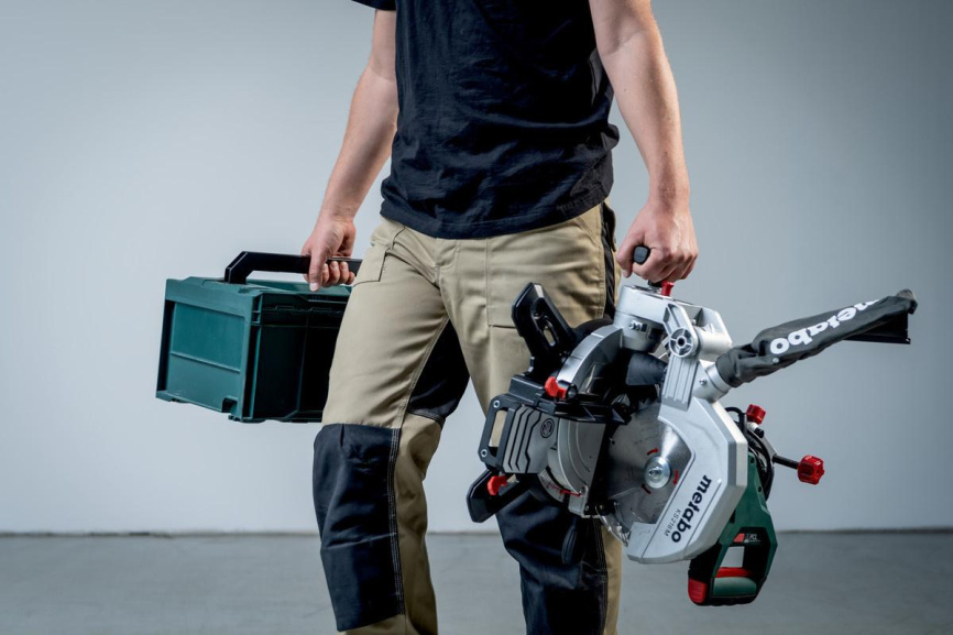 Торцовочная пила Metabo 610216000 фото 3