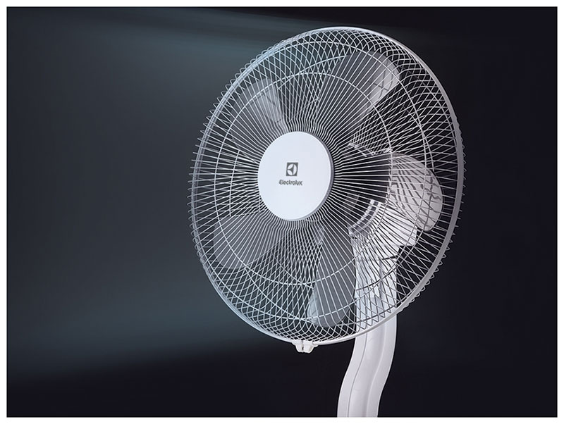 Вентилятор напольный Electrolux EFF-1003D фото 5