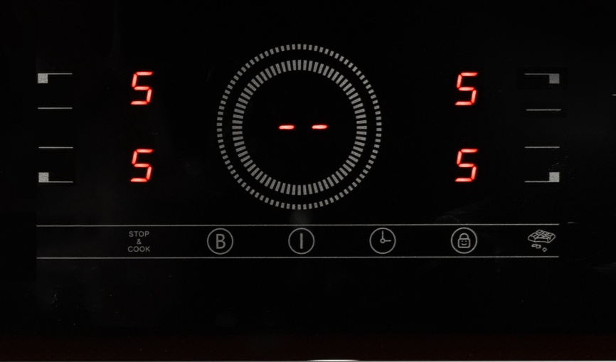 Электрическая варочная панель De’Longhi ELETTRA 1B0P CR 59 см, 4 конфорки закаленное стекло, черный фото 3