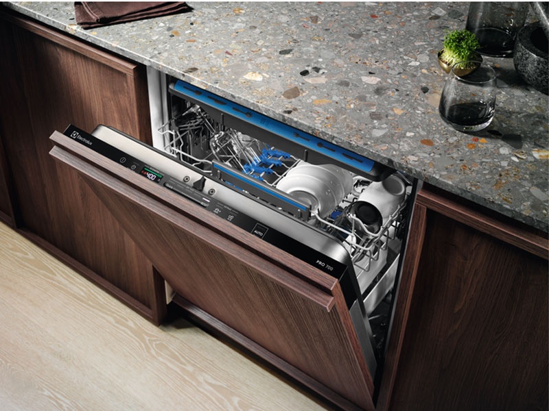 Встраиваемая посудомоечная машина Electrolux EEM48321L фото 6