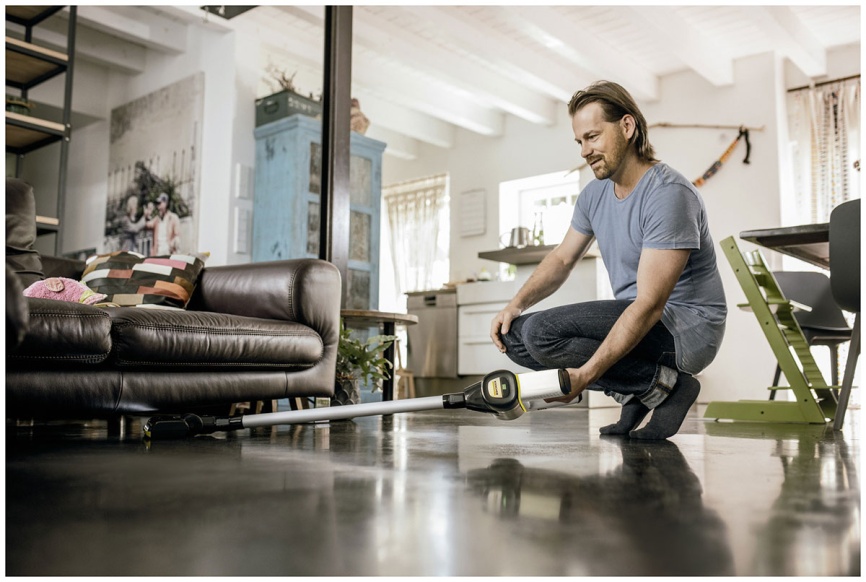 Пылесос вертикальный Karcher VC 6 Cordless ourFamily, белый (1.198-670.0) фото 6