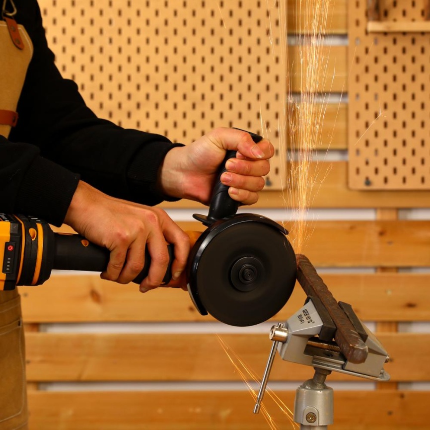 Угловая шлифовальная машина (болгарка) Deko DKAG-125, 20 В, 2*4.0 Ач (083-1064) фото 8