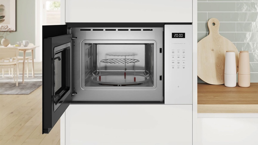 Встраиваемая микроволновая печь СВЧ Bosch BEL554MW2 25л, белый фото 3
