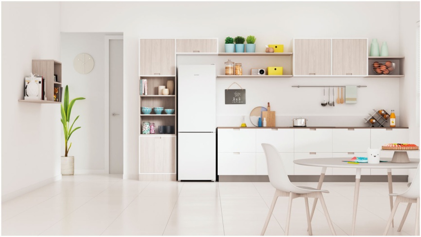 Двухкамерный холодильник Indesit ITR 4180 W No frost, ускоренная заморозка, белый фото 8