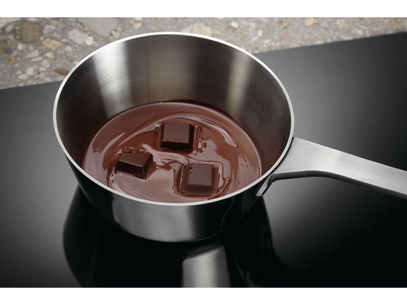 Электрическая варочная панель Electrolux CIR60430CB 59 см, 4 конфорки стеклокерамика, черный фото 6