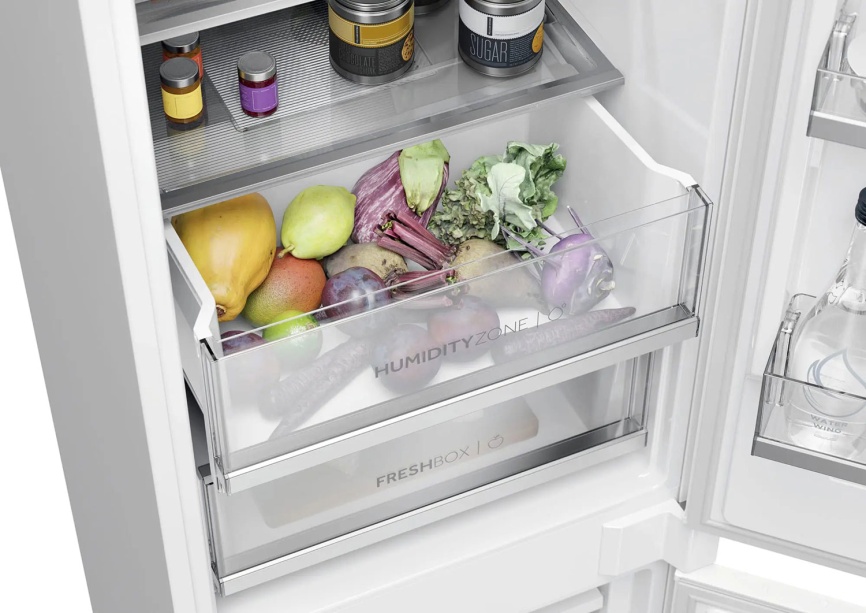 Встраиваемый двухкамерный холодильник Haier HBCN5177U1 фото 8