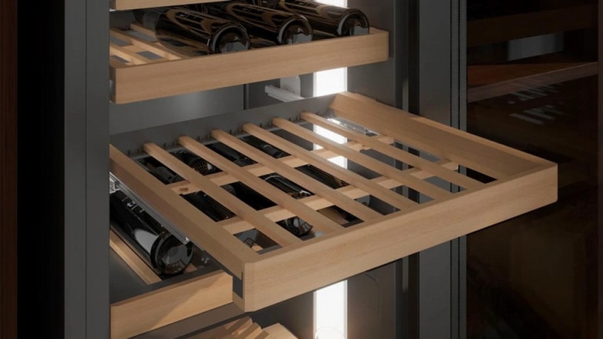 Винный шкаф Liebherr WPgbi 7473-20 001 черное стекло фото 9