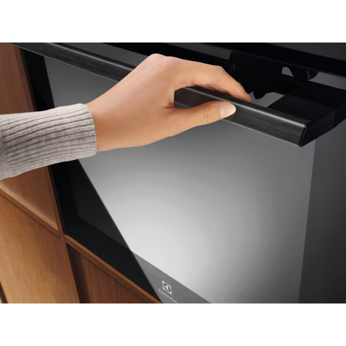Встраиваемый духовой шкаф ELECTROLUX LOE8P39Z фото 3