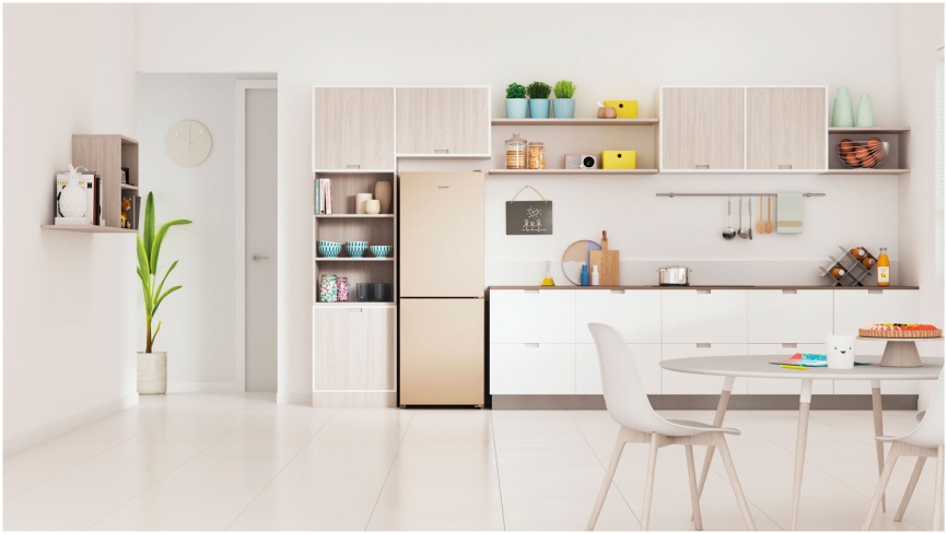 Двухкамерный холодильник Indesit ITR 4160 E No frost, бежевый фото 9