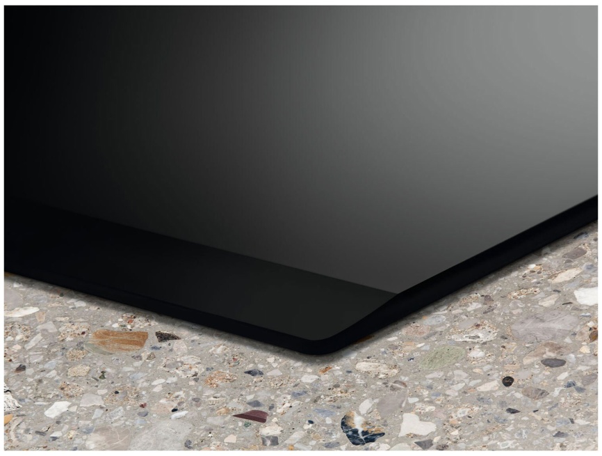 Электрическая варочная панель Electrolux EIP8146 78 см, 4 конфорки стеклокерамика, черный фото 4